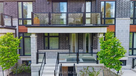 50 Knotsberry Circle Brampton ON L6Y 6G1