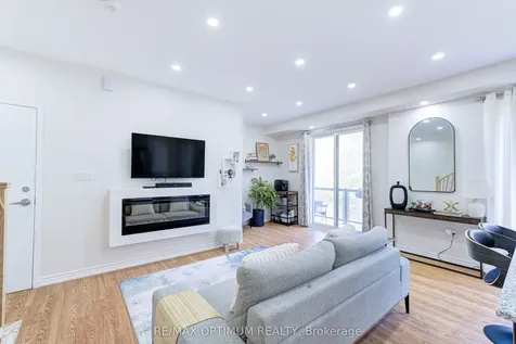 50 Knotsberry Circle Brampton ON L6Y 6G1
