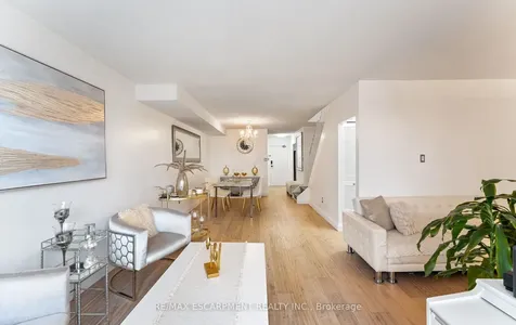 2 Valhalla Inn Road Toronto ON M9B 6C3