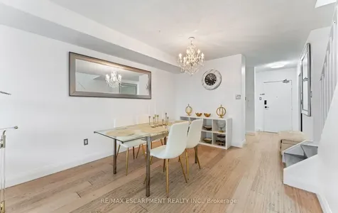 2 Valhalla Inn Road Toronto ON M9B 6C3