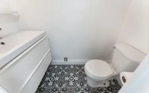 2 Valhalla Inn Road Toronto ON M9B 6C3