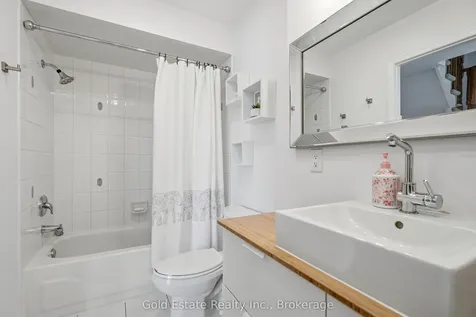 120 Roxton Road Oakville ON L6H 6V4