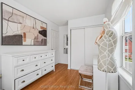 120 Roxton Road Oakville ON L6H 6V4