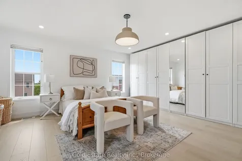 120 Roxton Road Oakville ON L6H 6V4