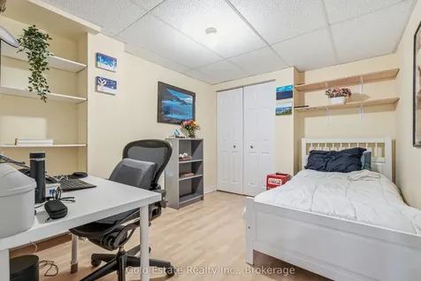 120 Roxton Road Oakville ON L6H 6V4