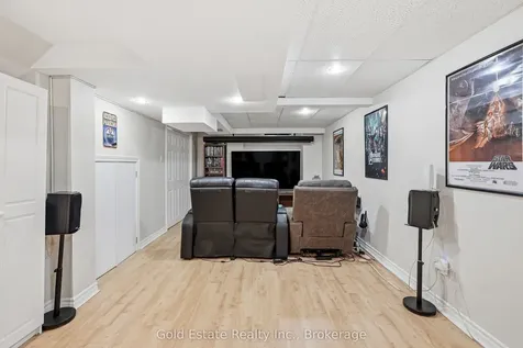 120 Roxton Road Oakville ON L6H 6V4