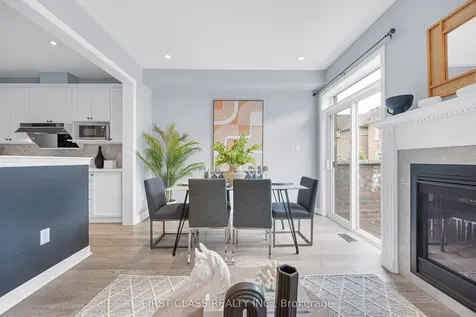 352 Leadwood Gate Oakville ON L6M 0Z5