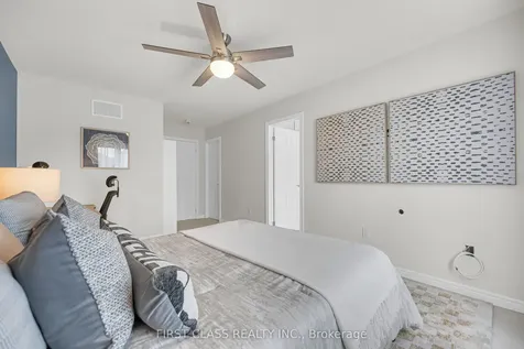 352 Leadwood Gate Oakville ON L6M 0Z5