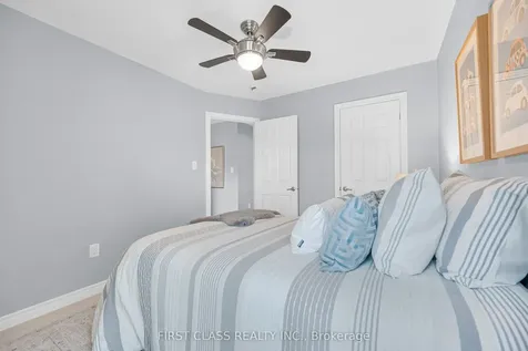 352 Leadwood Gate Oakville ON L6M 0Z5
