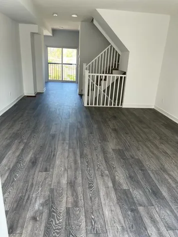 1121 Cooke Boulevard Burlington ON L7T 0C4