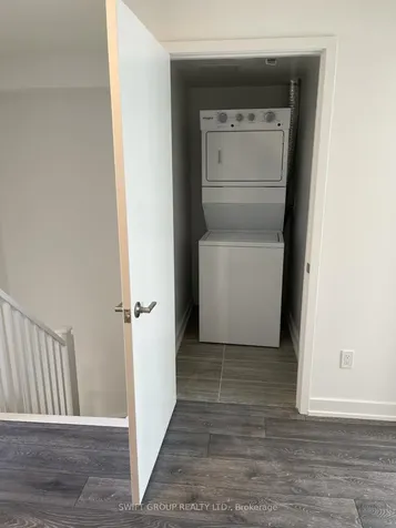 1121 Cooke Boulevard Burlington ON L7T 0C4
