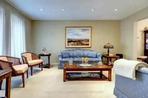 4308 Bridlepath Trail Mississauga ON L5L 3K4
