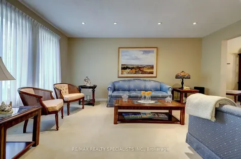 4308 Bridlepath Trail Mississauga ON L5L 3K4