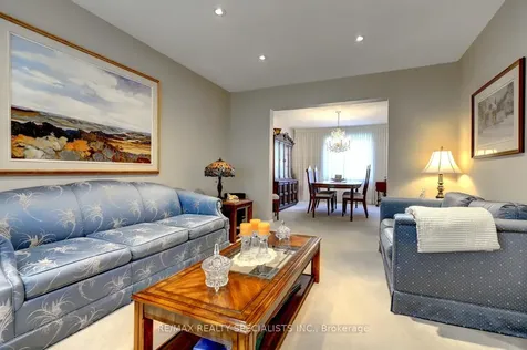 4308 Bridlepath Trail Mississauga ON L5L 3K4
