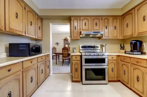 4308 Bridlepath Trail Mississauga ON L5L 3K4
