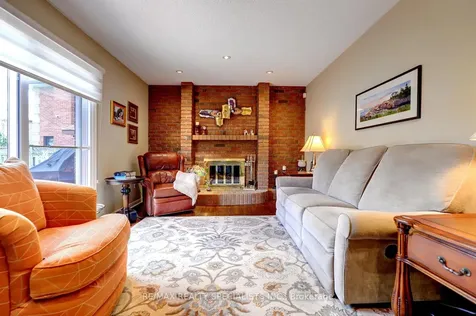 4308 Bridlepath Trail Mississauga ON L5L 3K4