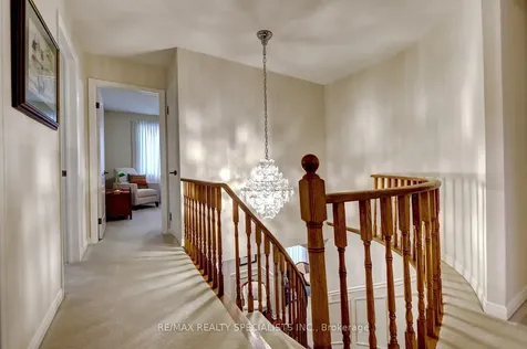 4308 Bridlepath Trail Mississauga ON L5L 3K4