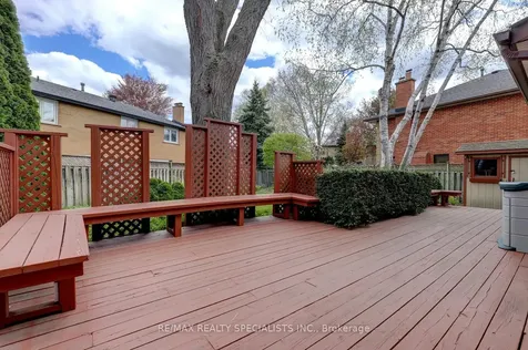 4308 Bridlepath Trail Mississauga ON L5L 3K4