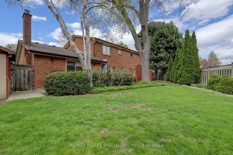 4308 Bridlepath Trail Mississauga ON L5L 3K4
