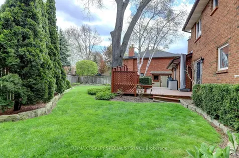 4308 Bridlepath Trail Mississauga ON L5L 3K4