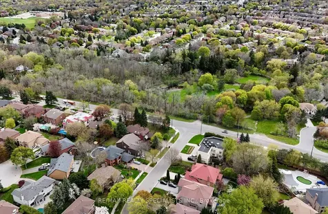 4308 Bridlepath Trail Mississauga ON L5L 3K4