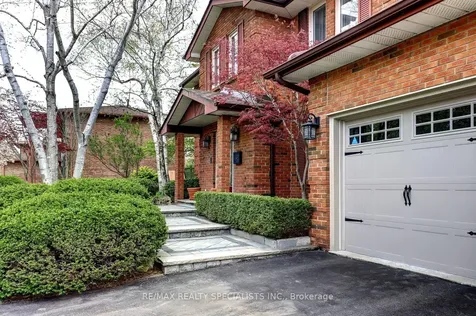 4308 Bridlepath Trail Mississauga ON L5L 3K4