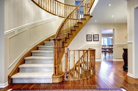 4308 Bridlepath Trail Mississauga ON L5L 3K4