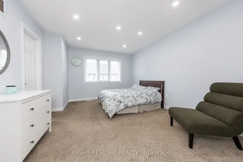 15 Munch Place Milton ON L9T 8K6