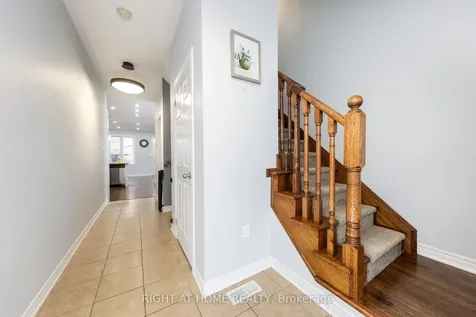 15 Munch Place Milton ON L9T 8K6