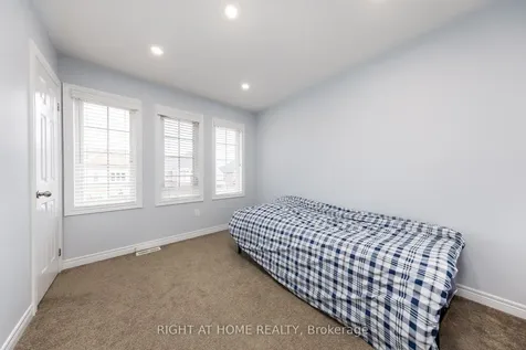 15 Munch Place Milton ON L9T 8K6