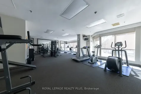 75 King Street Mississauga ON L5A 4G5
