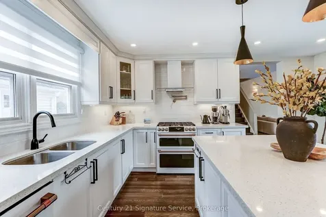 1159 Kos Boulevard Mississauga ON L5J 4L3