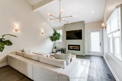 1159 Kos Boulevard Mississauga ON L5J 4L3