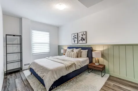1159 Kos Boulevard Mississauga ON L5J 4L3