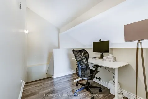 1159 Kos Boulevard Mississauga ON L5J 4L3