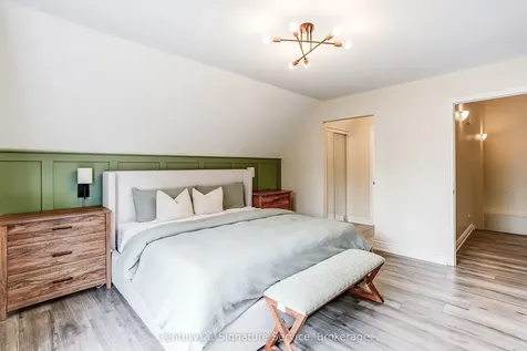 1159 Kos Boulevard Mississauga ON L5J 4L3