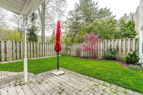 1159 Kos Boulevard Mississauga ON L5J 4L3