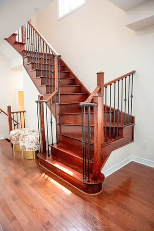 25 Versailles Crescent Brampton ON L6P 3J8