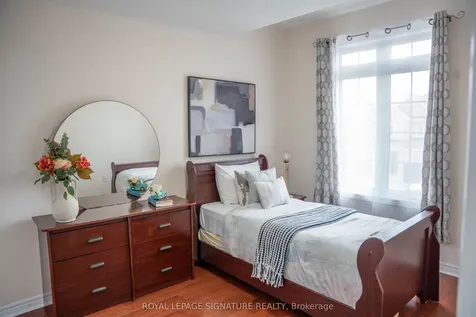 25 Versailles Crescent Brampton ON L6P 3J8