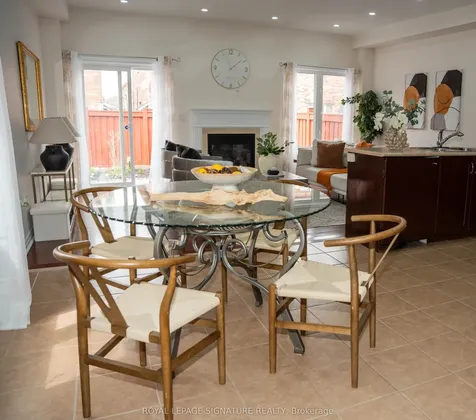 25 Versailles Crescent Brampton ON L6P 3J8