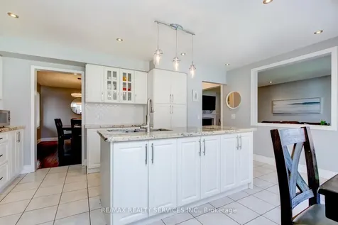 3 Nymark Place Brampton ON L6S 5T5