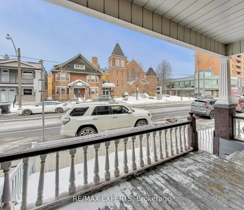 1895 Davenport Road Toronto ON M6N 1C1