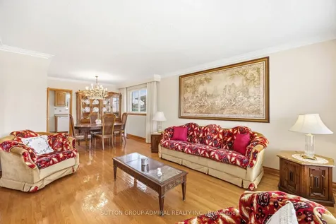 234 Derrydown Road Toronto ON M3J 1S1