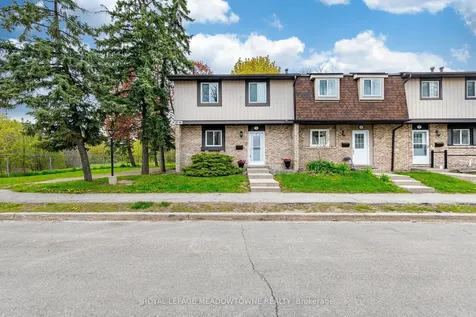 93 Hansen Road N Brampton ON L6V 3C8