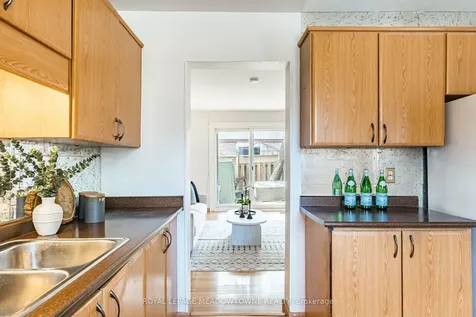 93 Hansen Road N Brampton ON L6V 3C8