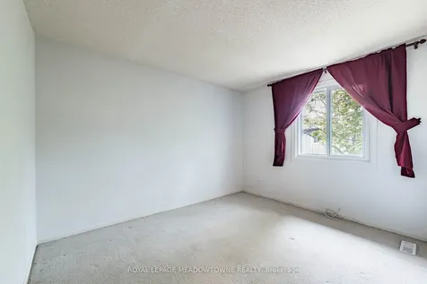 93 Hansen Road N Brampton ON L6V 3C8