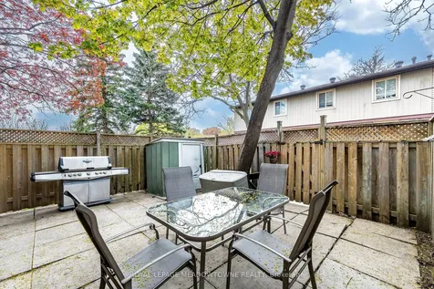 93 Hansen Road N Brampton ON L6V 3C8