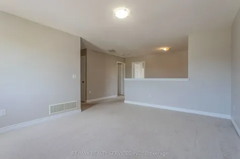 3896 Tufgar Crescent Burlington ON L7M 1N7