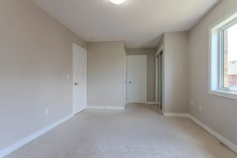 3896 Tufgar Crescent Burlington ON L7M 1N7