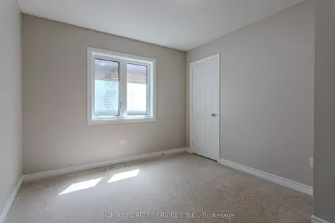 3896 Tufgar Crescent Burlington ON L7M 1N7